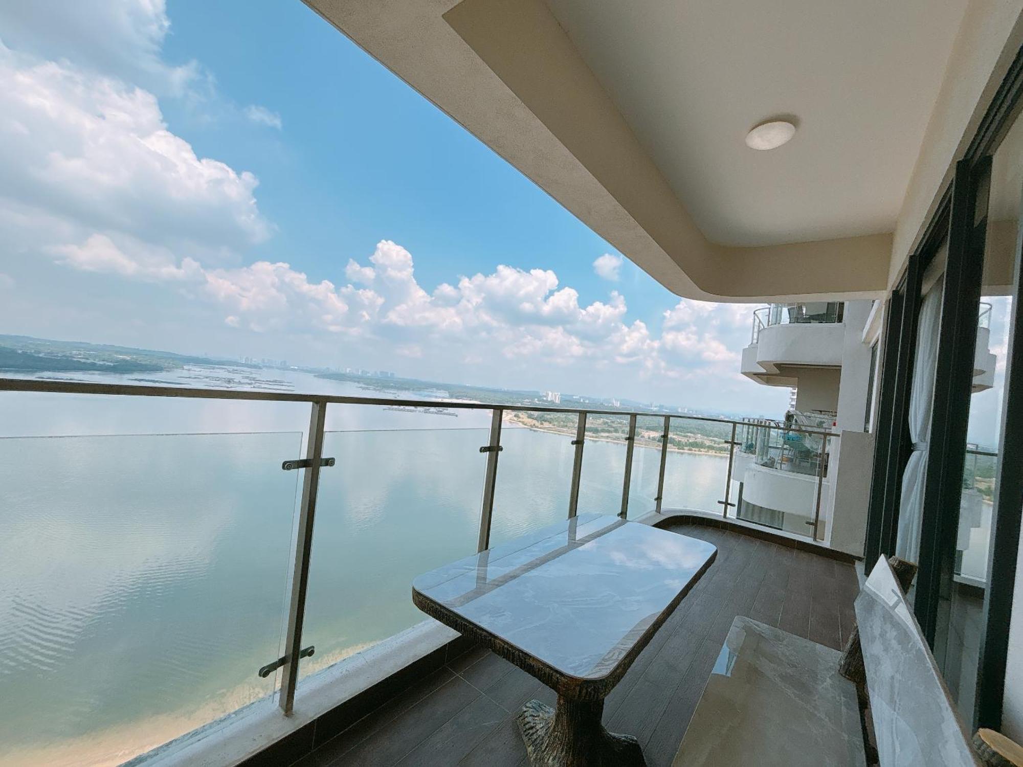 Country Garden Danga Bay By Lions Bay Apartment Johor Bahru Bilik gambar